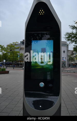 Smart city eindhoven. la sicurezza dei pedoni e il traffico di apparecchiature di controllo Foto Stock