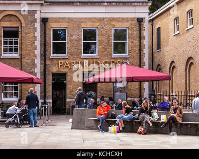 Pernici negozio di generi alimentari, Duke of York Square, Kings Road, Londra Foto Stock