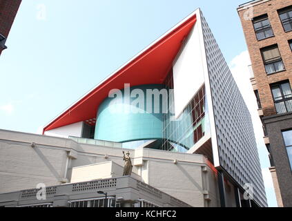 Tivoli Vredenburg musica contemporanea complesso in Utrecht, Paesi Bassi . (Estate 2017). Foto Stock