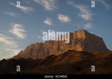 Jebel, Jabal Misht, sulle montagne Hajar al Gharbi montagne, Al Dhahirah regione, il sultanato di Oman, Arabia, Medio Oriente Foto Stock