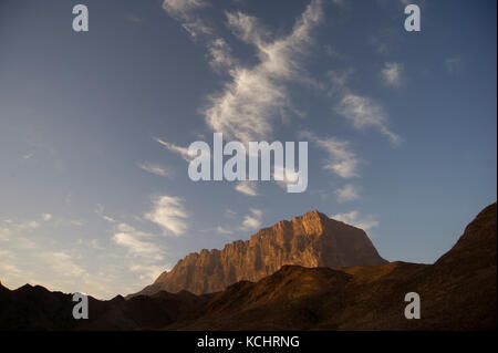 Jebel, Jabal Misht, sulle montagne Hajar al Gharbi montagne, Al Dhahirah regione, il sultanato di Oman, Arabia, Medio Oriente Foto Stock