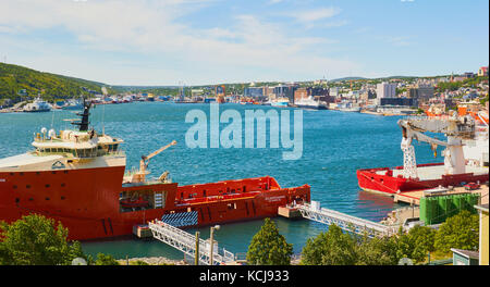 Atlantic Heron un offshore alimentazione rimorchiatore nave ormeggiata in porto di St John, Terranova, Canada Foto Stock