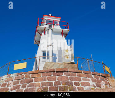 Fort Amherst Faro e sirena da nebbia, St John, Terranova, Canada Foto Stock