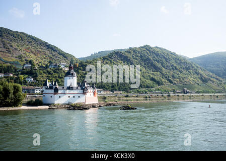 Pfalz castello sul fiume Reno vicino a kaub, Germania Foto Stock