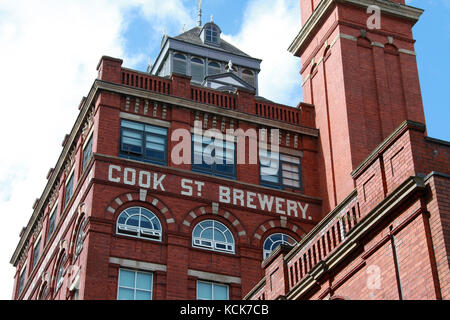 Ex Birreria Threlfalls a Salford che è stato ristrutturato in un urbano villaggio aziendale Foto Stock