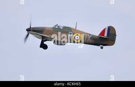 Hawker Hurricane G-ROBT è un veterano di Dunkirk che crash land nel maggio 1940 la RAF pilota Kenneth McGlashan crash sbarcati sulla spiaggia di Dunkerque Foto Stock