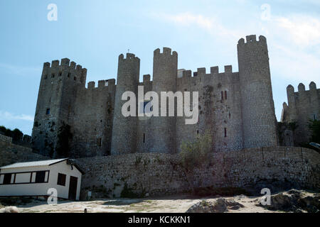 Vista del castello di Obidos in Portogallo. Foto Stock