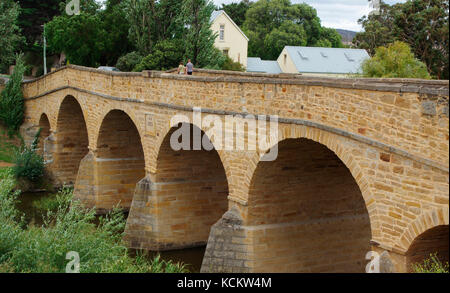 Richmond Bridge, il più antico ponte in Australia, costruito dai detenuti nel 1823-25. Richmond, Tasmania, Australia Foto Stock