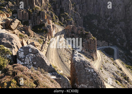 Strada conosciuta come la scala Jacobs, famosa per la sua serie di tornanti che portano alla cima del ben Lomond e l'altopiano alpino e campi da sci. Il Foto Stock