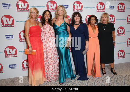 2017 TV Choice Awards, tenutosi al Dorchester Hotel, Londra. Con: Jane Moore, Andrea McLean, Penny Lancaster, Coleen Nolan, Saira Khan, Linda Robson dove: Londra, Regno Unito quando: 04 Set 2017 Credit: Lia Toby/WENN.com Foto Stock