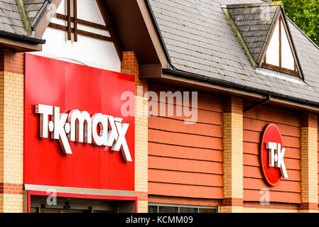 Northampton uk ottobre 5, 2017: logo tkmaxx segno nel centro di Northampton. Foto Stock