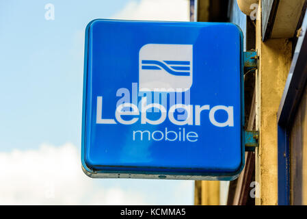 Northampton UK Ottobre 5, 2017: Lebara Mobile logo segno nel centro di Northampton. Foto Stock