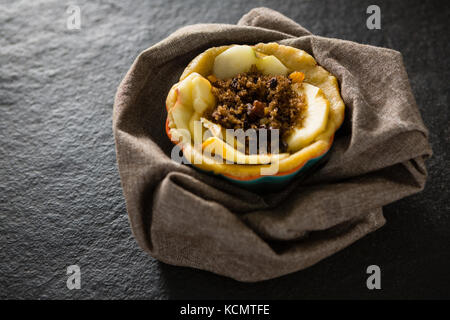 Close-up di torta di mele di tessili Foto Stock