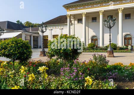 Il complesso termale e congressuale nella città termale di Baden-Baden, Baden-Wuerttemberg, alla periferia della Foresta Nera, Germania Foto Stock