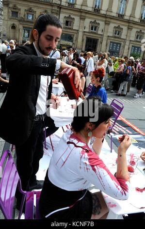 Lione, Francia l269 animali attivisti dei diritti di protestare contro le violenze fatte agli animali e a chiedere per i macelli per la chiusura di Lione, stock photo l269 un Foto Stock