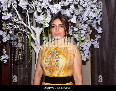 Mumbai, India. 06 ott 2017. bollywood attrice bhumi pednekar inaugurare glitter 2017 wedding & lifestyle mostra presso hotel JW Marriott, Juhu di Mumbai. Credito: azhar khan/Pacific press/alamy live news Foto Stock