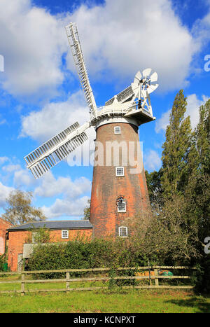 Buttrum il mulino a vento, Woodbridge, Suffolk, Inghilterra, Regno Unito costruito 1836 John Whitmore Foto Stock