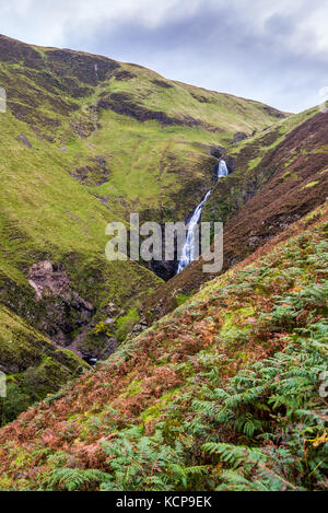 Grey Mares Tail Waterfall, nei confini scozzesi vicino a Moffat Foto Stock