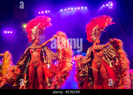 Fase ballerini al Tropicana Club, Miramar, Havana, Cuba Foto Stock