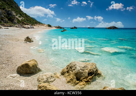 Kathisma spiaggia, Lefkada Island, Grecia. Kathisma spiaggia è una delle migliori spiagge di Lefkada isola nel mar Ionio Foto Stock