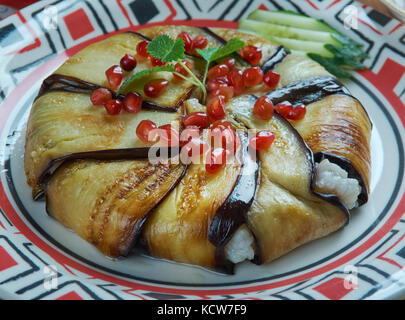 La cucina turca. patlicanli perde pilavi , vista superiore. cibo orientale Foto Stock