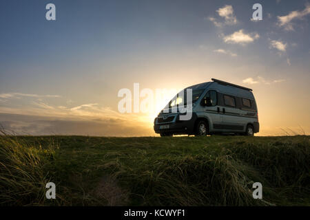 Camper a Fidden beach, Isle of Mull, Scozia Foto Stock