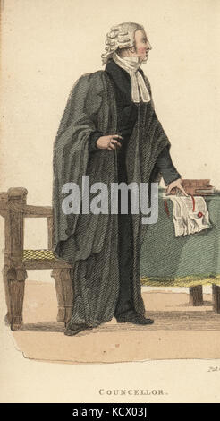 Councellor o un avvocato presso la corte di legge, con black robes e parrucca, azienda legal mutandine su una tabella. handcolored incisione su rame da William Henry pyne è il mondo in miniatura: Inghilterra, Scozia e Irlanda, Ackermann, 1827. Foto Stock