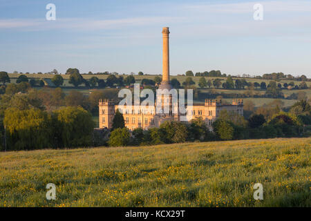 Bliss Mill in inizio di mattina di sole, Chipping Norton, Cotswolds, Oxfordshire, England, Regno Unito, Europa Foto Stock