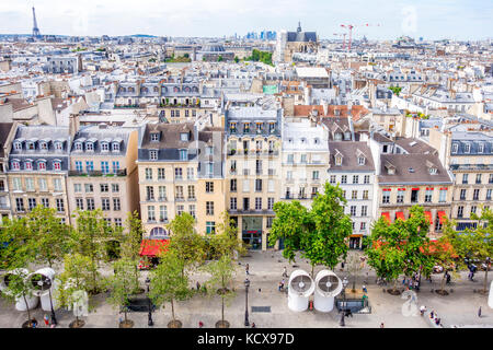 Tetti di Parigi come visto dal Centre Pompidou di Parigi, Francia Foto Stock