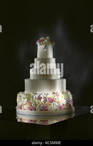 torta, matrimonio, dolce, celebrazione, occasione, calorie, zucchero, dolcezza, stile di vita, affari, pasticceria, fine, arte, zucchero dolce, amanti del cibo, amore, Foto Stock