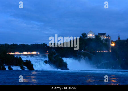Rheinfall (Cascate del Reno) cascata, castello Schloss Laufen, Neuhausen am Rheinfall, , Schaffhausen, Svizzera Foto Stock
