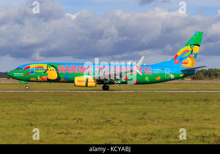 Stoccarda/Germania settembre 29, 2017: tuifly boeing 737 all'aeroporto di Stoccarda. Foto Stock