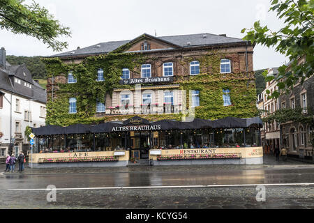 Altes Brauhaus nella città di Bernkastel-Kues, la valle di Mosel, Germania Foto Stock