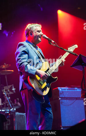 Birmingham, Regno Unito. Il 7 ottobre, 2017. Squeeze play Symphony Hall come parte della loro "Unire i puntini " Tour, Birmingham, Regno Unito. Il 7 ottobre, 2017. Credito: Ken Harrison/Alamy Live News Foto Stock