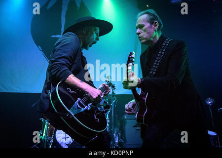 Lodz, Polonia. 07 ott 2017. me e che l uomo collaborazione nergal, john porter, Matteo bassoli e Lukas kumanski eseguita la vita in wytwornia credito: stanislaw wadas/alamy live news Foto Stock