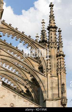 Kutna Hora, Repubblica Ceca - 18 agosto 2017: dettagli delle punte al di fuori della cattedrale di santa Barbara Foto Stock