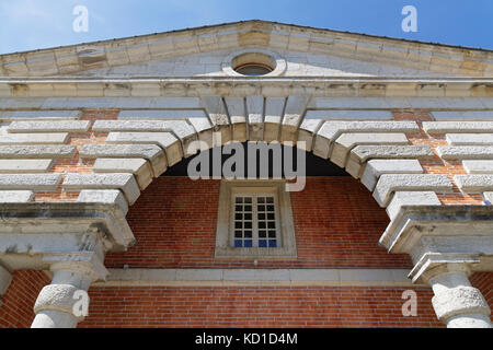 Particolare di un edificio a Saline Royale (Saline reali) ad Arc-et-Senans, Francia Foto Stock