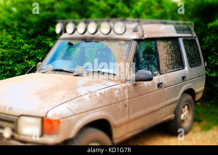 Land Rover Discovery usato per rally cross Foto Stock