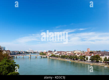 Vista sulla città e sul fiume Reno, Basilea (Basilea), Svizzera Foto Stock