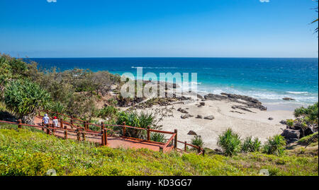 Australia, Queensland, Coolangatta, vista di Snapper Rocks al punto pericolo Foto Stock