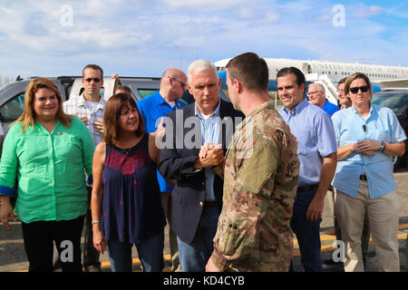 Il Vice Presidente degli Stati Uniti, l'on. Mike Pence visitato Puerto Rico, Foto Stock