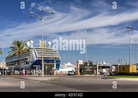 La Cruise Port terminal in Cadiz Foto Stock