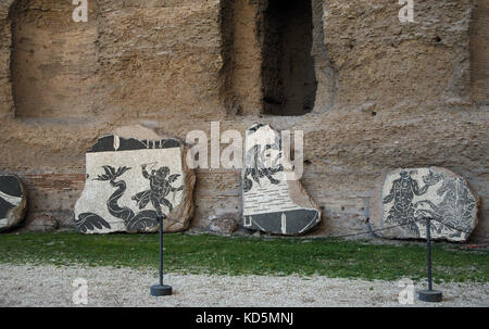 Italia. Roma. terme di Caracalla. antico romano pubblica centro svaghi. edificio durante regna di Settimio Severo e Caracalla. 213-217 d.c. frammento di mosaico. Foto Stock