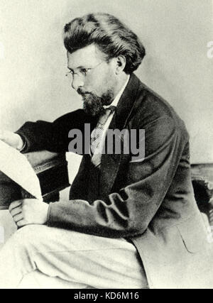 Hans Richter,giovane ritratto - studiare il punteggio. Condotte Wagner ' s Der Ring des Nibelungen (L'anello del Nibelung, anello ciclo) al primo Festival di Bayreuth nel mese di agosto 1876 (tetralogia wagneriana). Conduttore di tedesco, 1843-1916. Foto Stock