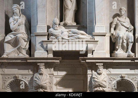 Roma. L'Italia. La tomba di papa Giulio II, da Michelangelo Buonarroti (1475-1564), la Basilica di San Pietro in Vincoli. (San Pietro in Catene) Foto Stock