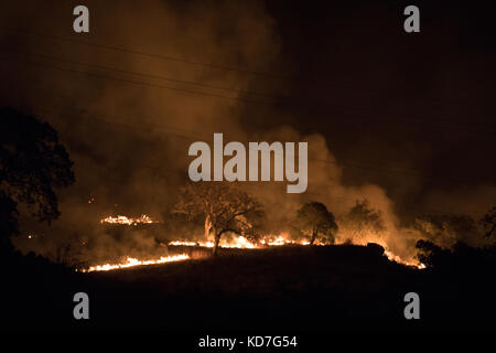 Sonoma County, California, Stati Uniti d'America. 09oct, 2017. napa County, California, Stati Uniti, lunedì 9 ottobre, 2017. devistation in tutta la contea. Credito: kathryn capaldo, alamy/live news Foto Stock