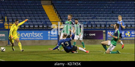 Lurgan, Irlanda del Nord, Regno Unito. 10 ottobre, 2017. 2019 UEFA Under 21 Qualificatore del campionato - Gruppo 2 - Irlanda del Nord 4 Estonia 2. Frnk Liivak (11) equalizza per l'Estonia. Credito: David Hunter/Alamy Live News Foto Stock