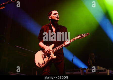 Barcellona - apr 27: placebo (musica rock alternativa band) in concerto presso il Razzmatazz tappa del 27 aprile 2017 a Barcellona, Spagna. Foto Stock