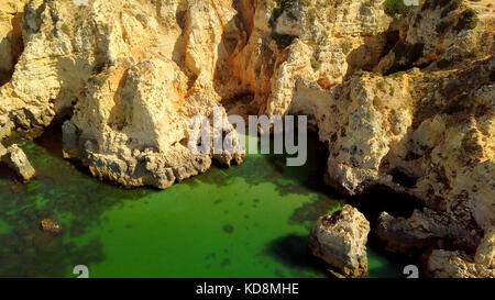 Le baie e lagune sulla costa Foto Stock