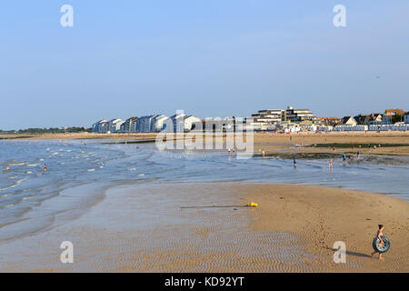 Francia, Calvados (14), Courseulles-sur-Mer, le bord de mer // Francia, Calvados, COURSEULLES sur Mer, il mare Foto Stock